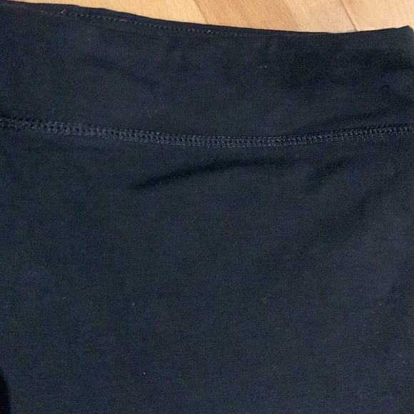 VEUC Black 2.5 in dance or bike shorts - size M Adult - Picture 6 of 16